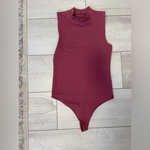 Abercrombie pink bodysuit M